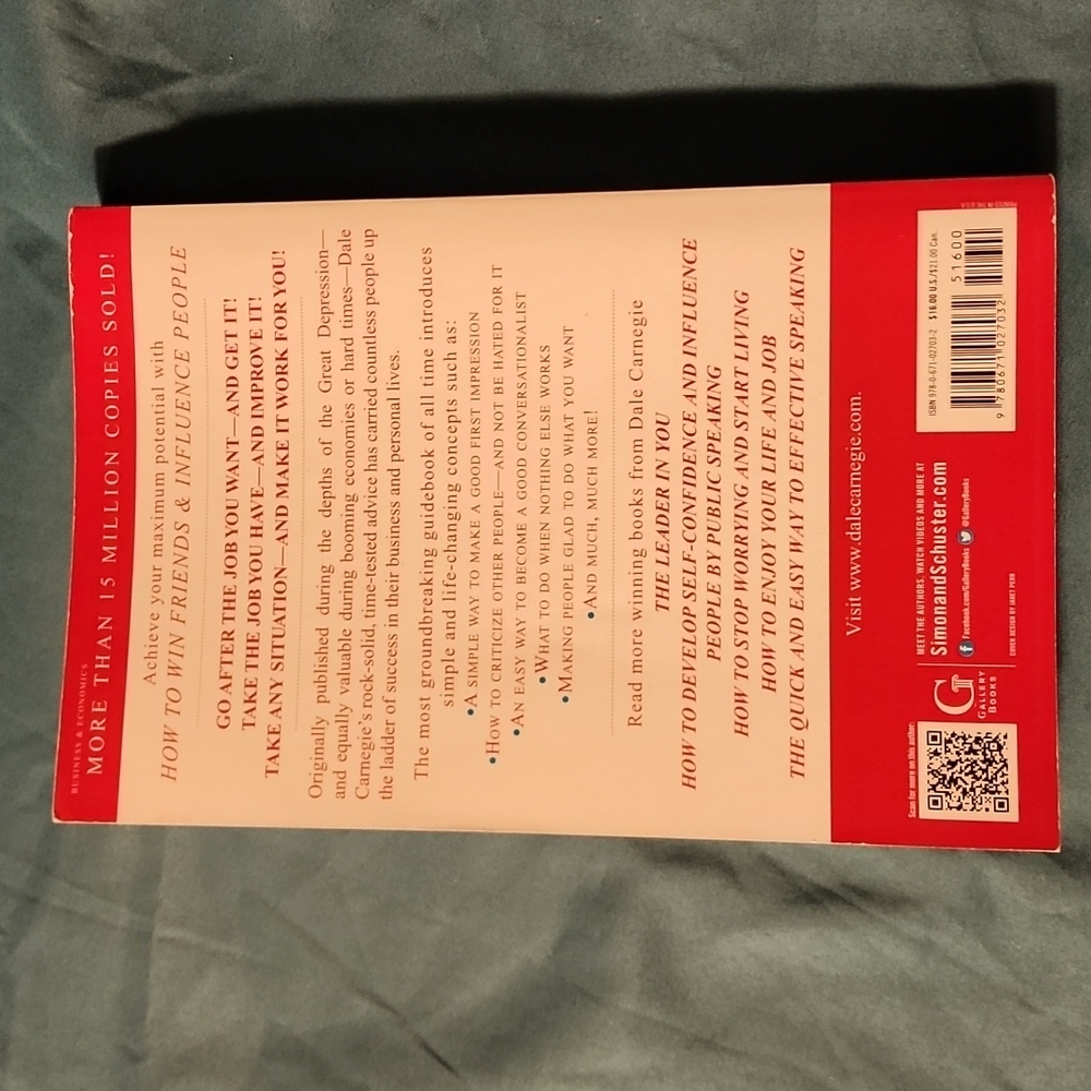 📖 Book - Picture 2 of 3